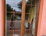 09